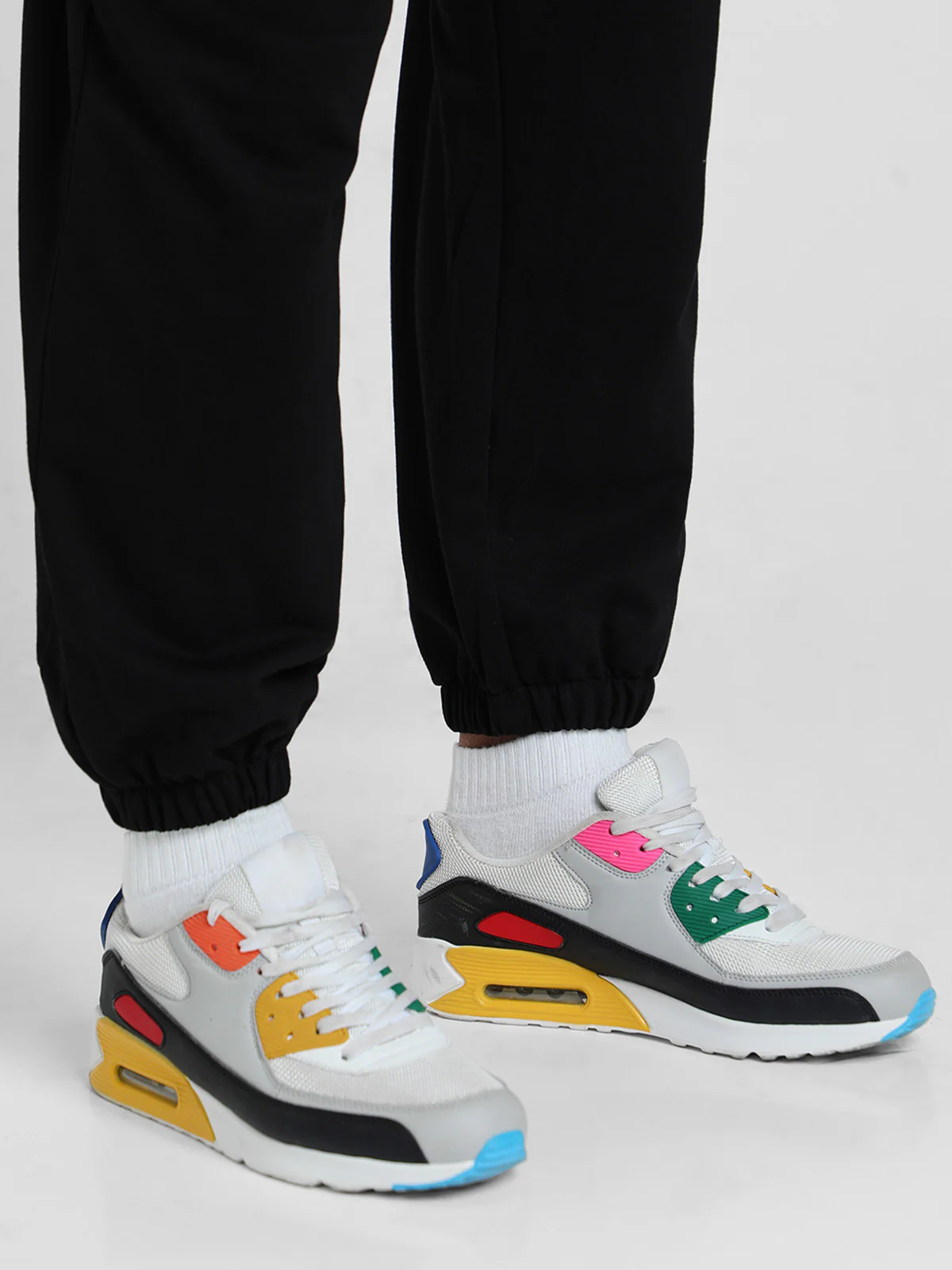 Black Solid Baggy Fit Joggers - Image 5