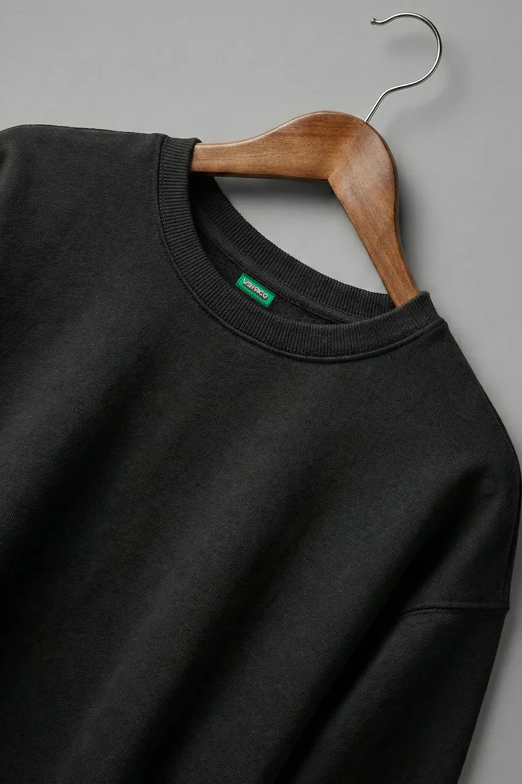 Black Plain Regular Fit Sweatshirt - Image 3