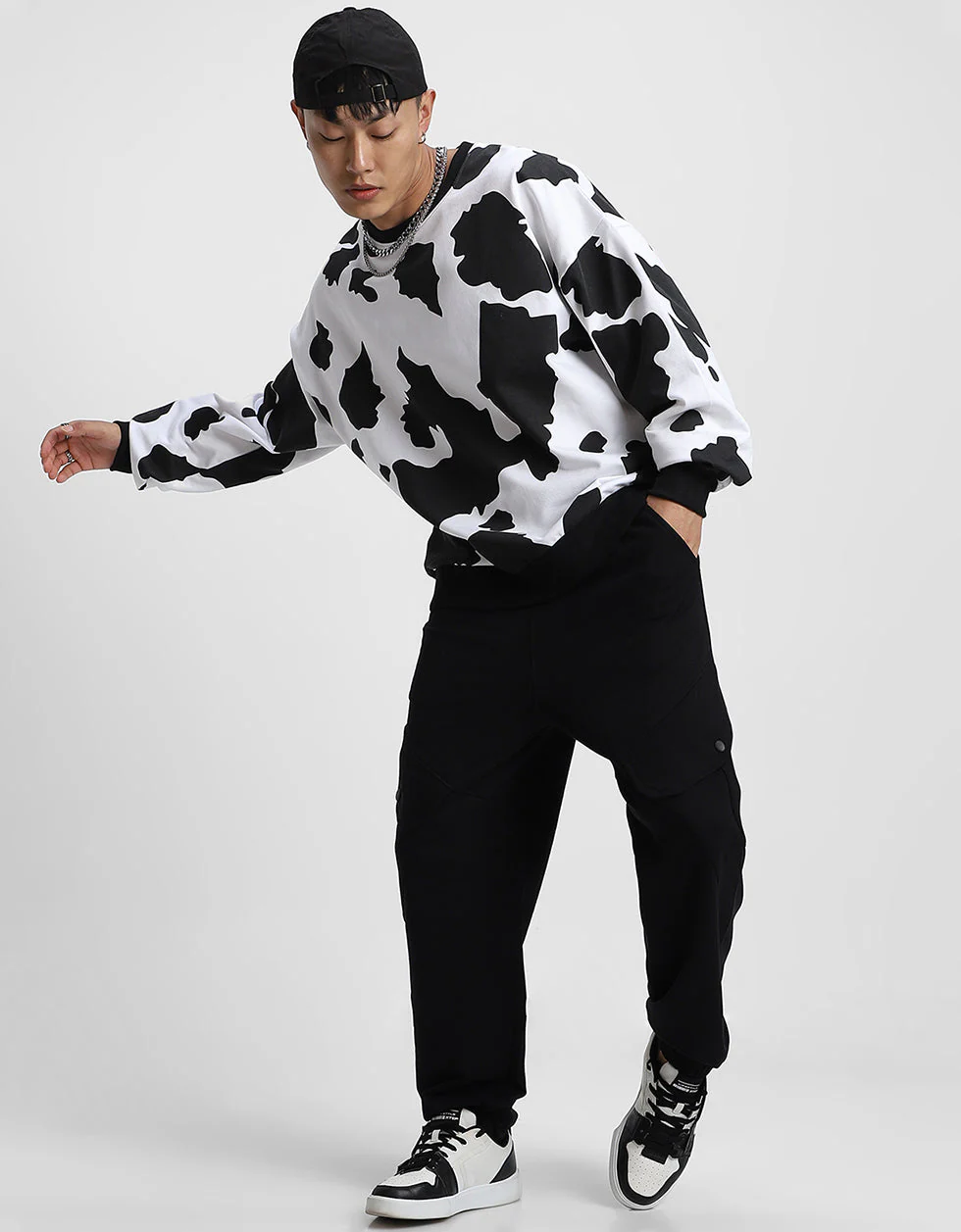 White & Black Oversize All Over Animal Print Sweatshirt - Image 3