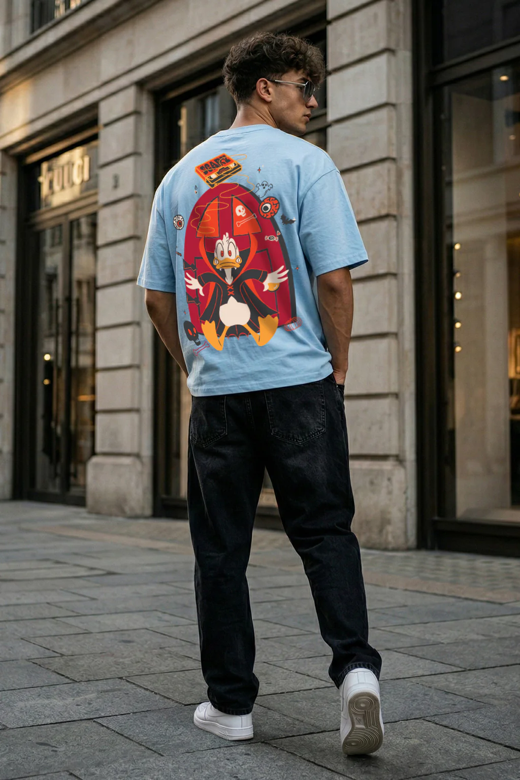 Donald Duck Dutch Canal Oversized Graphic Printed T-shirt - Image 5