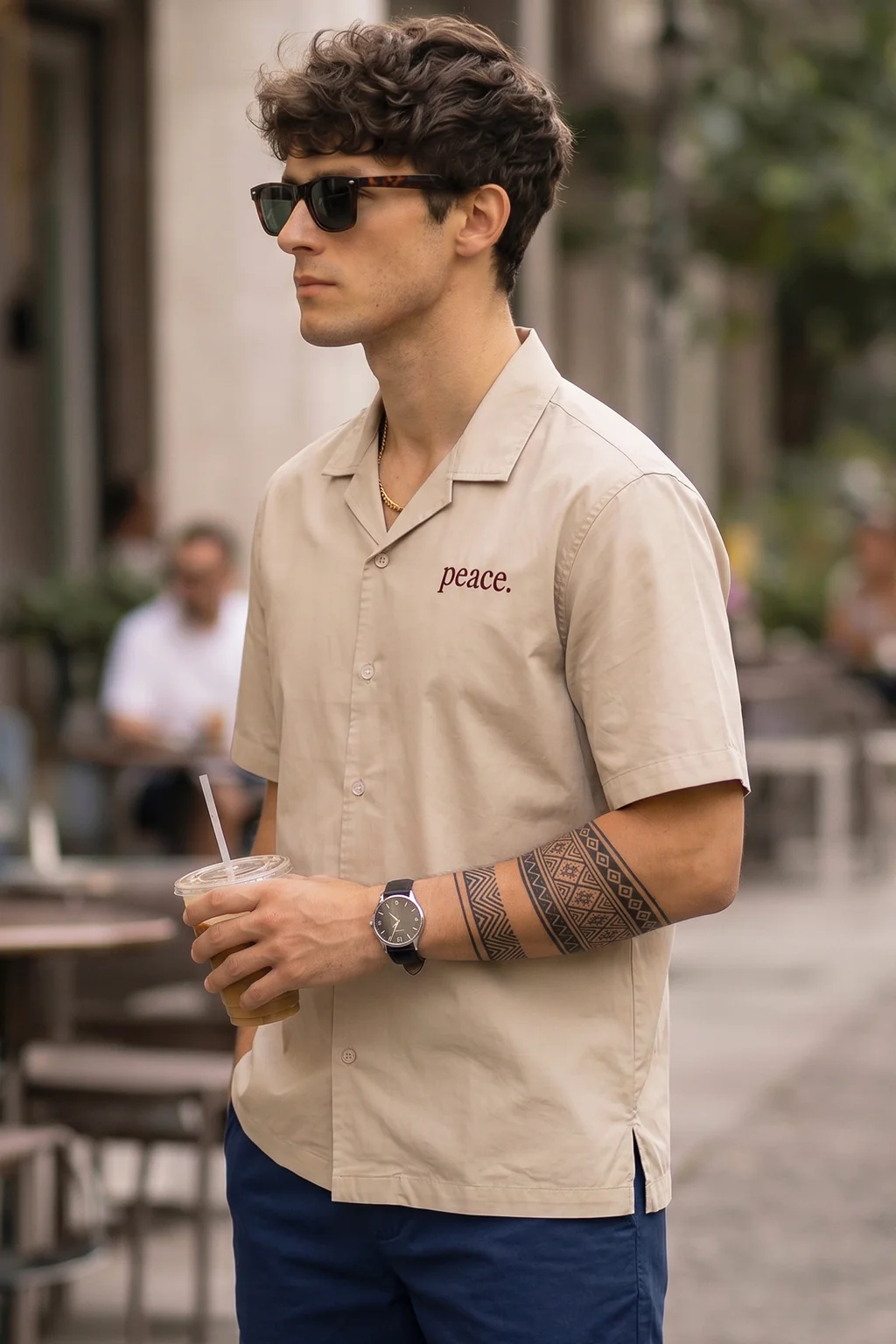 Find The Good Swanwhite Oversized Printed Exclusive Shirt - Image 3