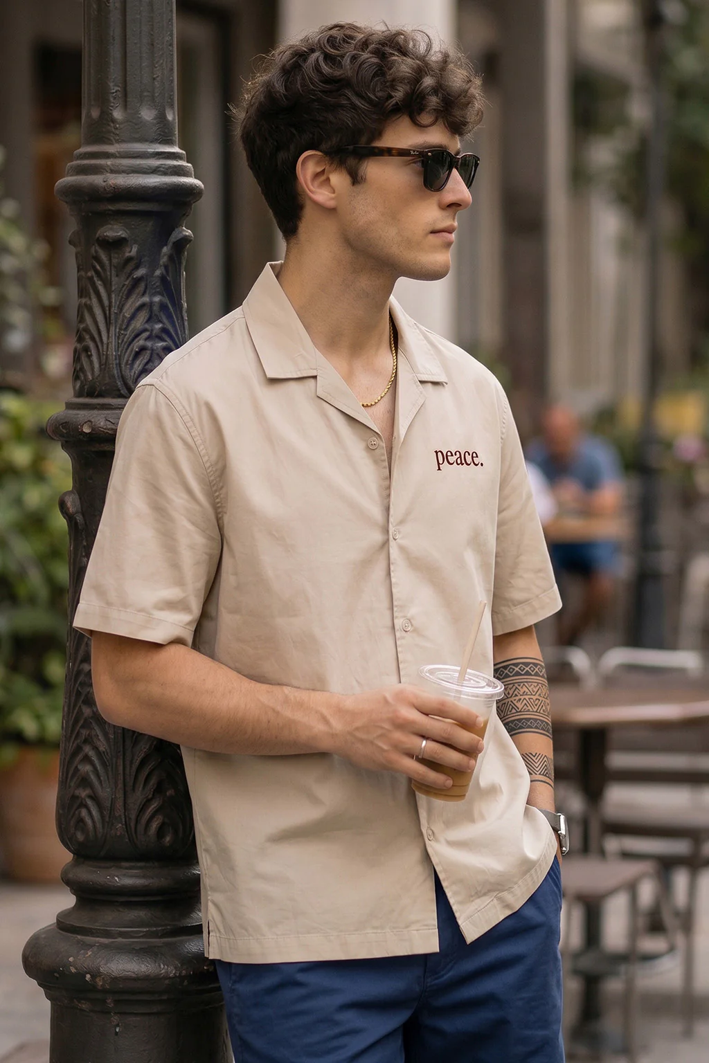 Find The Good Swanwhite Oversized Printed Exclusive Shirt - Image 4