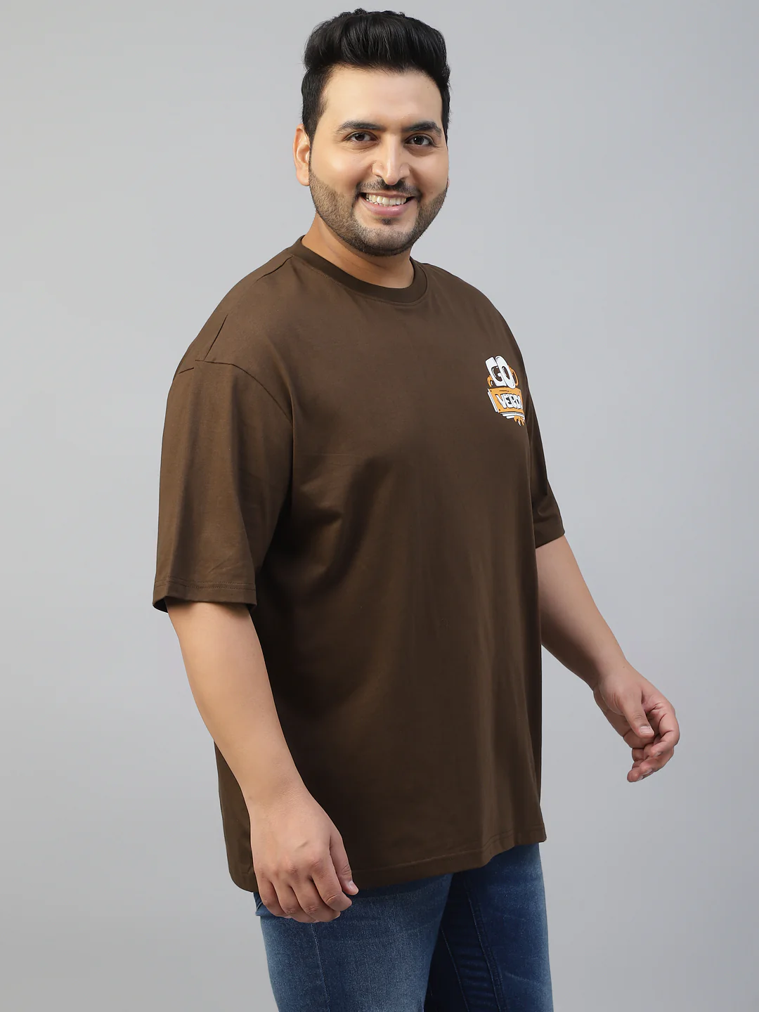 Go Veirdo Brown Graphic Printed Plus Size T-shirt - Image 8