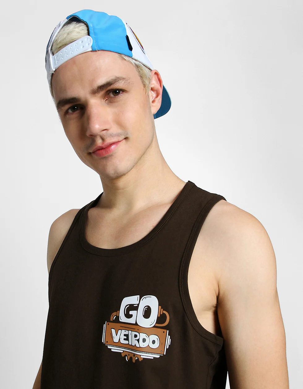 Go Veirdo Brown Printed Gym Vest - Image 2