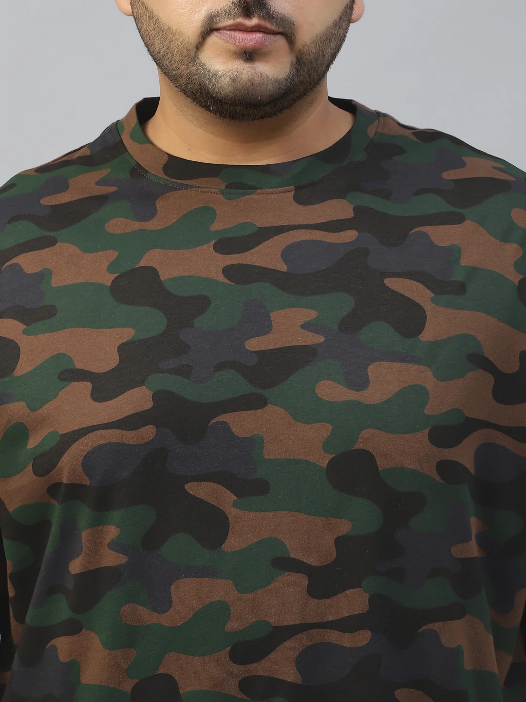 Green Camouflage Front Printed Plus Size T-shirt - Image 6