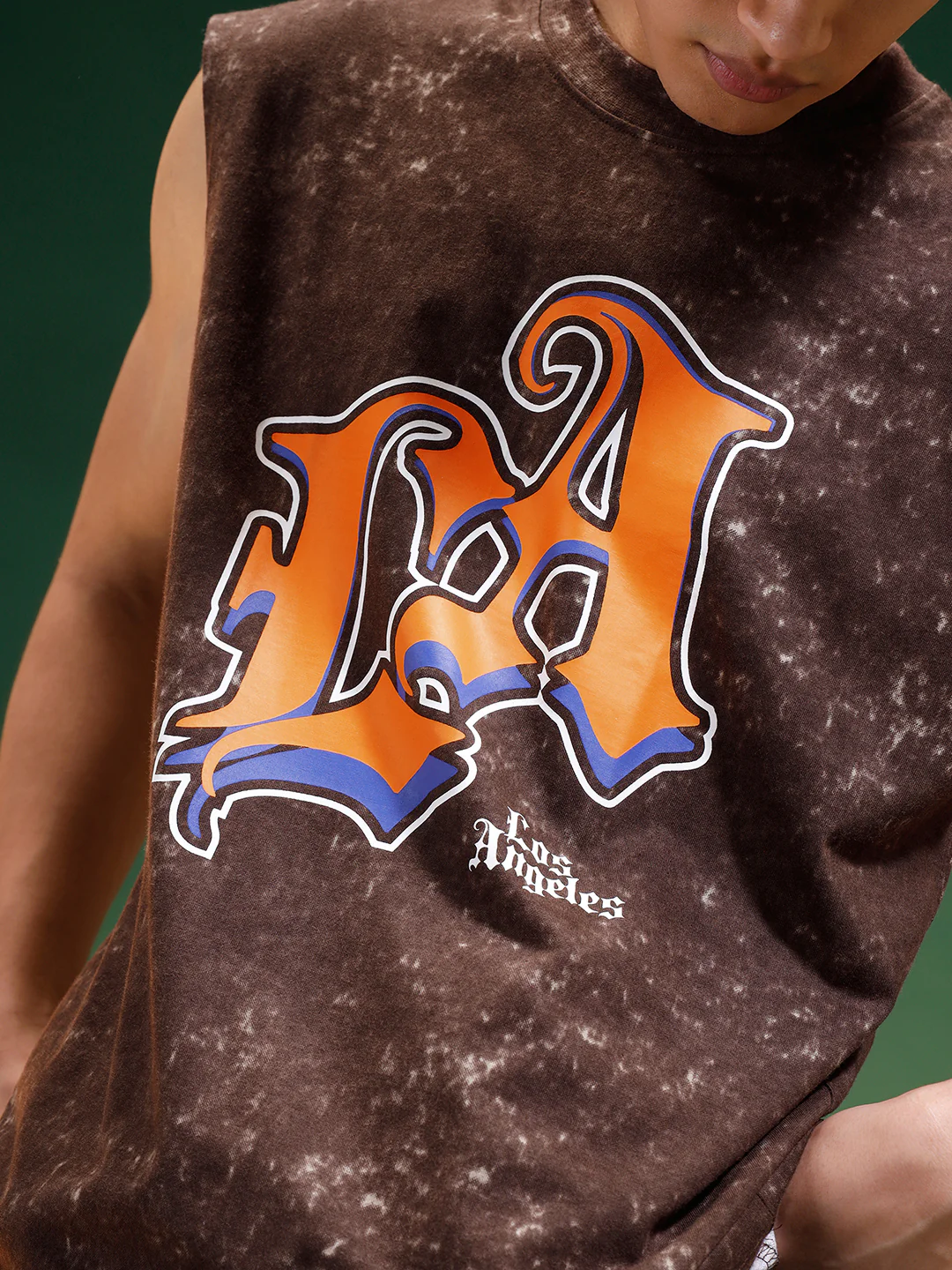 LA Brown Oversized Printed Acid Wash Vest - Image 4