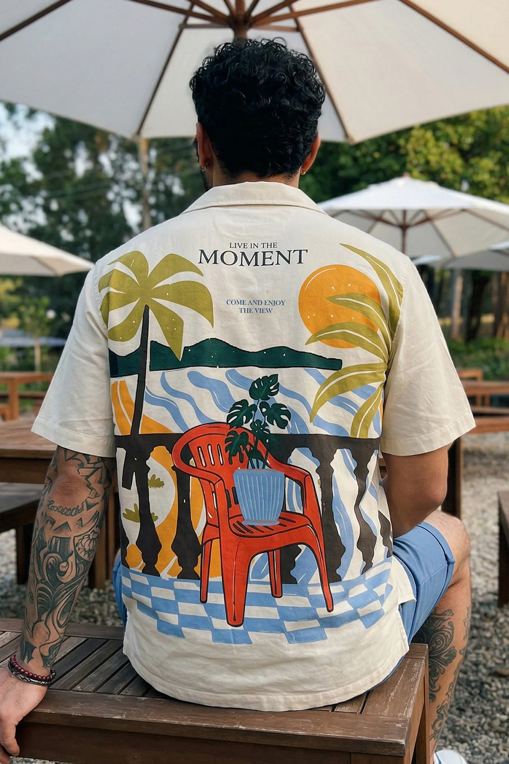 Live In Moment Swanwhite Oversized Printed Exclusive Shirt