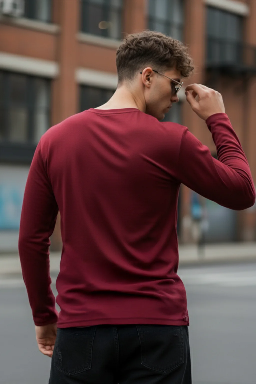 Maroon Plain Full Sleeves Regular Fit T-shirt - Image 3