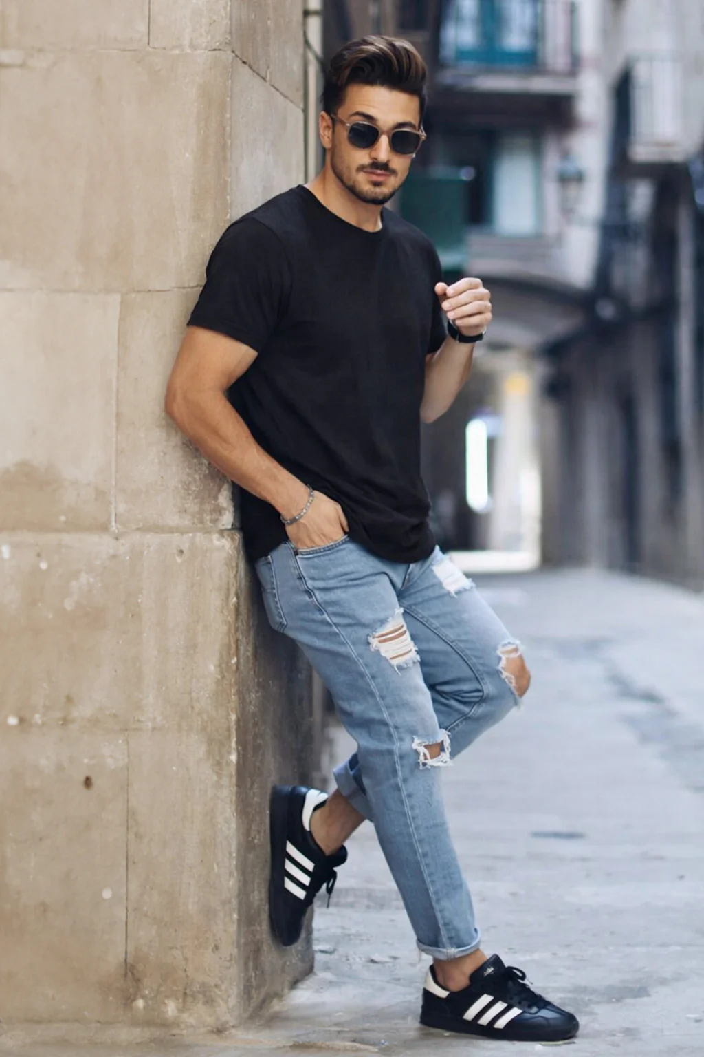 Black Plain Regular Fit T-shirt - Image 5