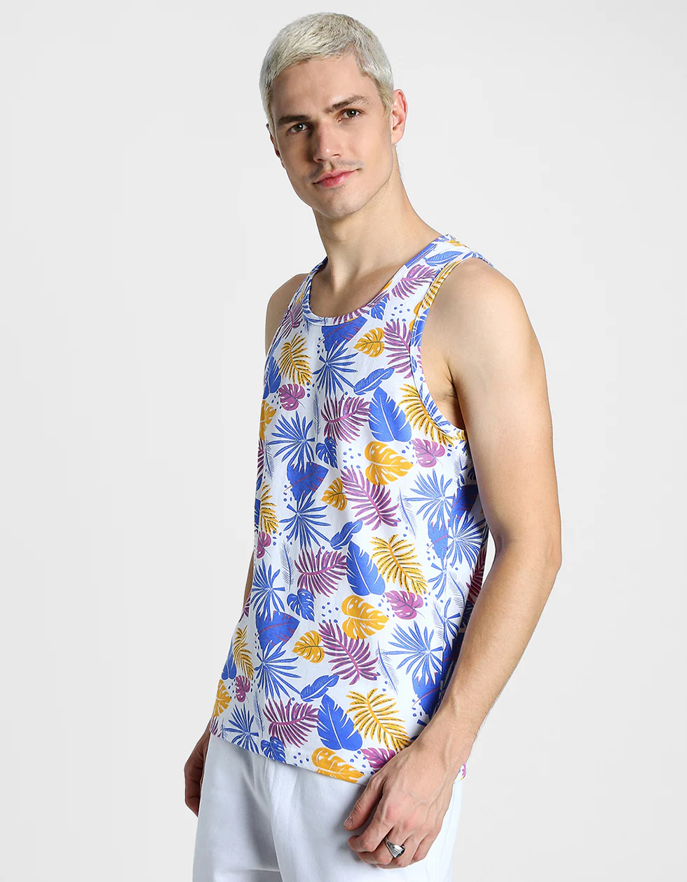 Multicolor Leaf Printed Gym Vest - Image 2