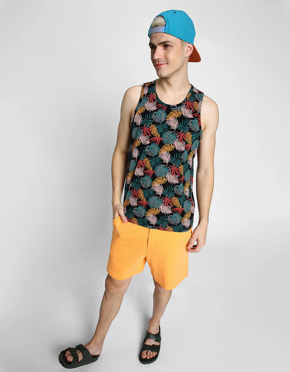 Multicolor Leaf Printed Gym Vest - Image 3