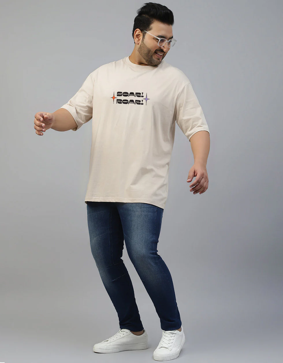 Sour Roar Graphic Printed Plus Size T-shirt - Image 4