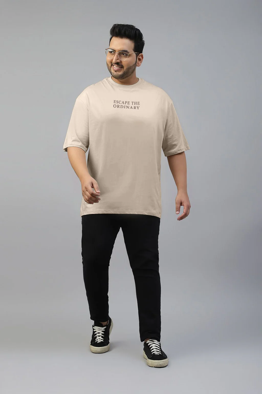 Traveler Swanwhite Graphic Printed Plus Size T-shirt - Image 5
