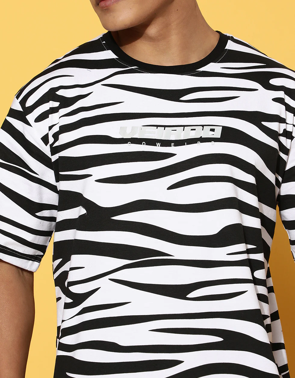 Zebra Print Men's Oversized All Over Animal Print T-shirt - Image 3